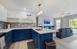 24930 Leona Lane, Versailles, MO 65084