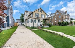 324 Maple Place, Keyport, NJ 07735