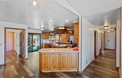 705 PREFONTAINE DR, Coos Bay, OR 97420