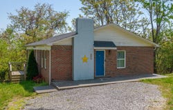 963 Kenham Place SW, Lenoir, NC 28645