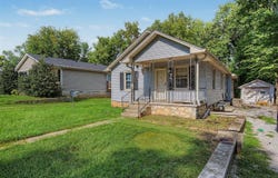 1228 E 15th Avenue, Bowling Green, KY 42104