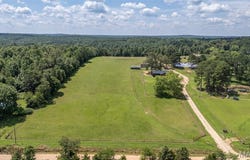726 Carter 354, Ellsinore, MO 63937