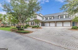 1003 River Oaks Drive, Richmond Hill, GA 31324