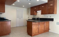 1788 E Avenida De Las Flores, Thousand Oaks, CA 91362