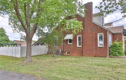 2036 1St Avenue SW, Hickory, NC 28602