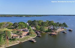 226 Bushwhacker Dr, Mabank, TX 75156