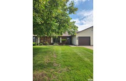 409 EVERGREEN Drive, Macomb, IL 61455