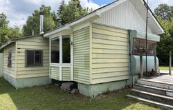 13182 S Forrest Side Rd, Dafter, MI 49724