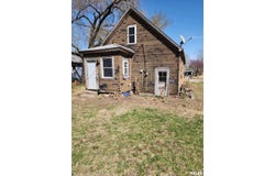 205 2ND Street, South Pekin, IL 61564
