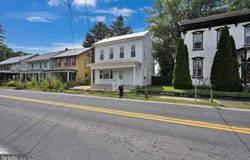 2602 E KING STREET, LEBANON, PA 17042