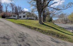 501 N Main Street, Moscow, PA 18444