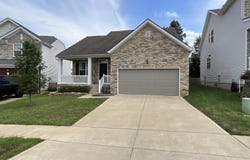 10004 Creek View Estates Dr, Louisville, KY 40291