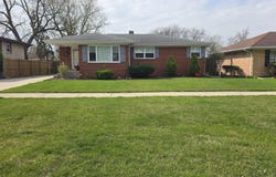 959 E 166th Street, South Holland, IL 60473