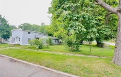 909 Elmwood Street, Port Huron, MI 48060