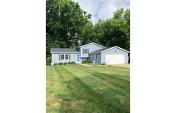 9589 Brayes Manor Drive, Mentor, OH 44060