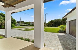 5460 SE Front Avenue, Stuart, FL 34997