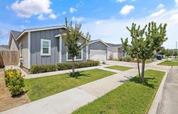 3733 N Clay, Visalia, CA 93291