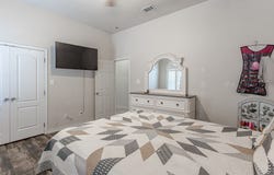 110 E Valencia, Odessa, TX 79766