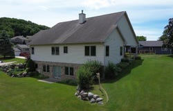 1710 Honey Creek, Plain, WI 53577