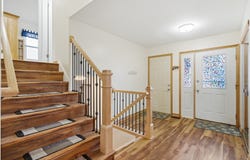 1375 Borden Drive, Elgin, IL 60120