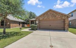 105 Bridlewood Street, Azle, TX 76020