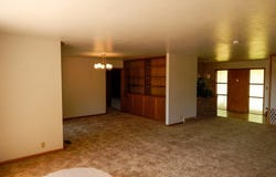 313 Willow Valley Dr, Lamar, CO 81052