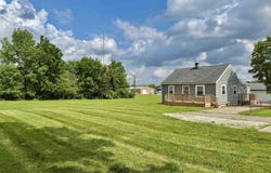 405 E Cowing Drive, Muncie, IN 47303