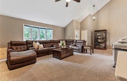6888 W 185th Terrace, Stilwell, KS 66085