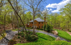 326 CANTERWOOD LN, GREAT FALLS, VA 22066