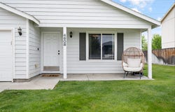 4608 John Deere Dr, Pasco, WA 99301