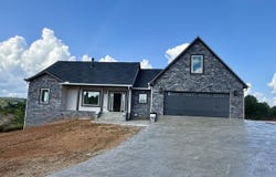 2340 Wellington Point, Morristown, TN 37814