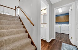 5815 Pineview Lane, Willoughby, OH 44094