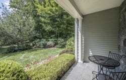 16 Devonshire Lane, Haddam, CT 06441