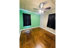 125 10th St, Carmi, IL 62821