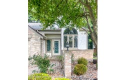 1205 Woodmeadow, Lansing, MI 48917