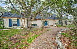 638 Retama Avenue, Taft, TX 78390