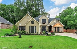 321 Dogwood South Lane, Haughton, LA 71037