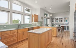 2749 SUNCREST Ave, Eugene, OR 97405