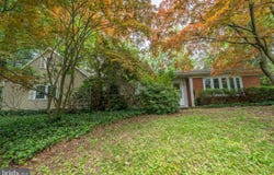 2 WILSON CIRCLE, MILTON, PA 17847