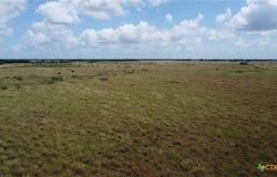Inez, TX 77968