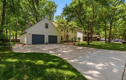 1837 S LEE Street, APPLETON, WI 54915-4260