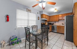 32 Hanover Square, Middlesex, NJ 08846
