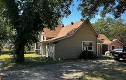 910 W Long Street, Stephenville, TX 76401