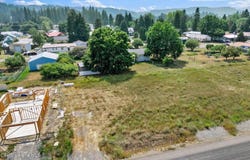 6850 Selkirk St, Bonners Ferry, ID 83805