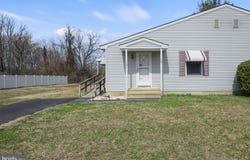 121 LOWBER Street, FREDERICA, DE 19946