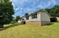 1273 Arnoldsburg Road, Spencer, WV 25276