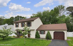 41 Eric Drive, Howell, NJ 07731