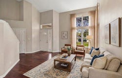 1344 Batavia Court, Bartlett, IL 60103