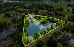 5319 High Crest Dr, Crestwood, KY 40014