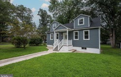 10 DELAWARE AVENUE, HAINESPORT, NJ 08036